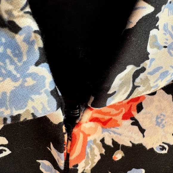 Bardot Floral Blazer - Picture 4 of 4